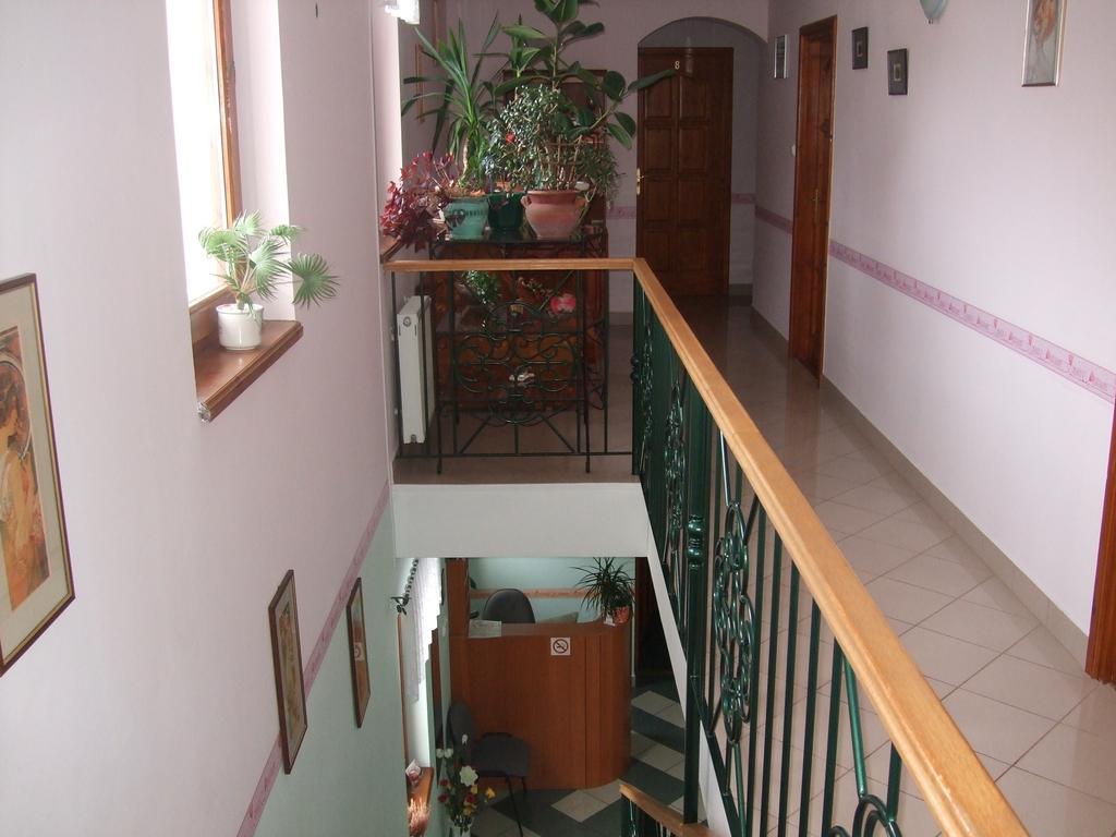 Bed and Breakfast Tímárház Panzió Szeged Habitación foto