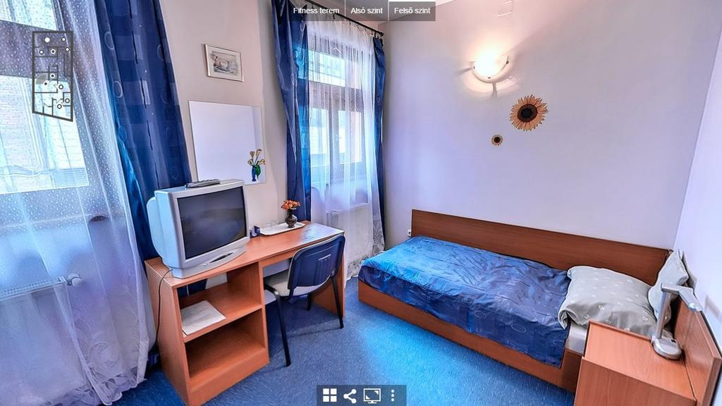 Bed and Breakfast Tímárház Panzió Szeged Exterior foto